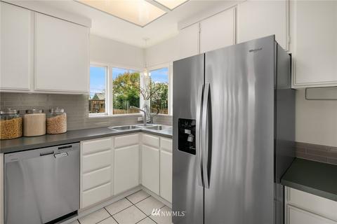 1224 16th Ave E, Seattle, WA 98112 photo 9