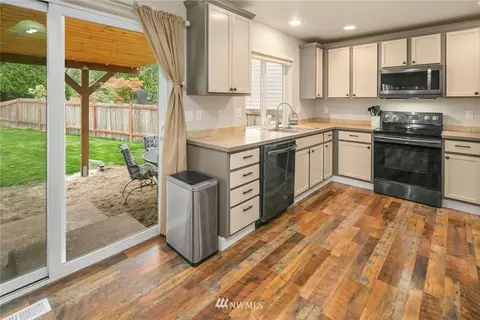 211 Michell Ln NE, Orting, WA 98360 photo 6