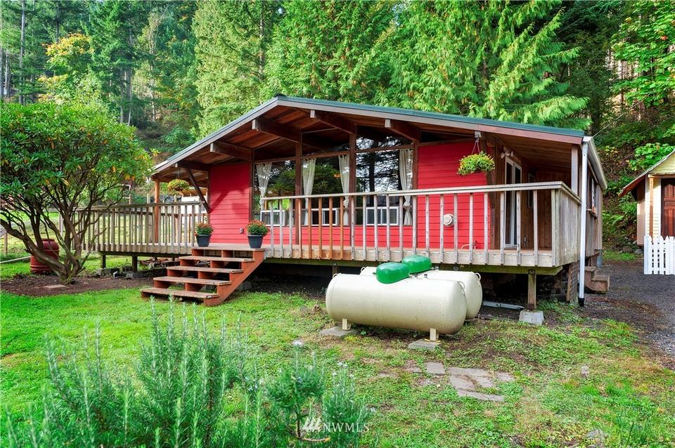  1213 Jamison St, Lummi Island, WA 98262 photo 3