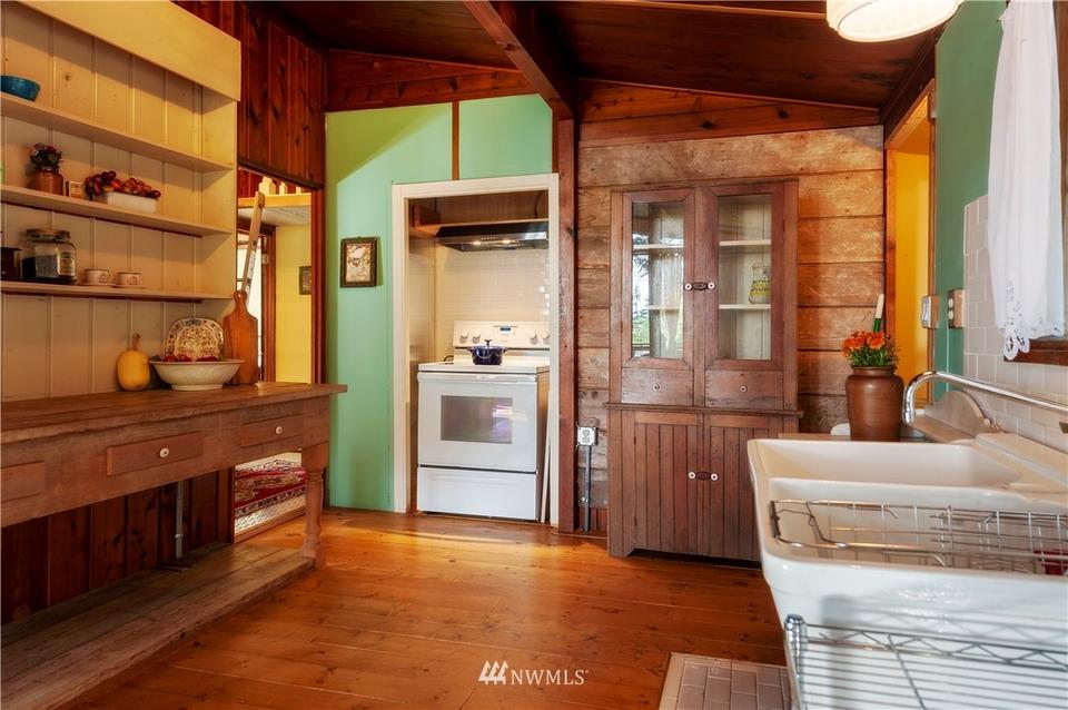  1213 Jamison St, Lummi Island, WA 98262 photo 12