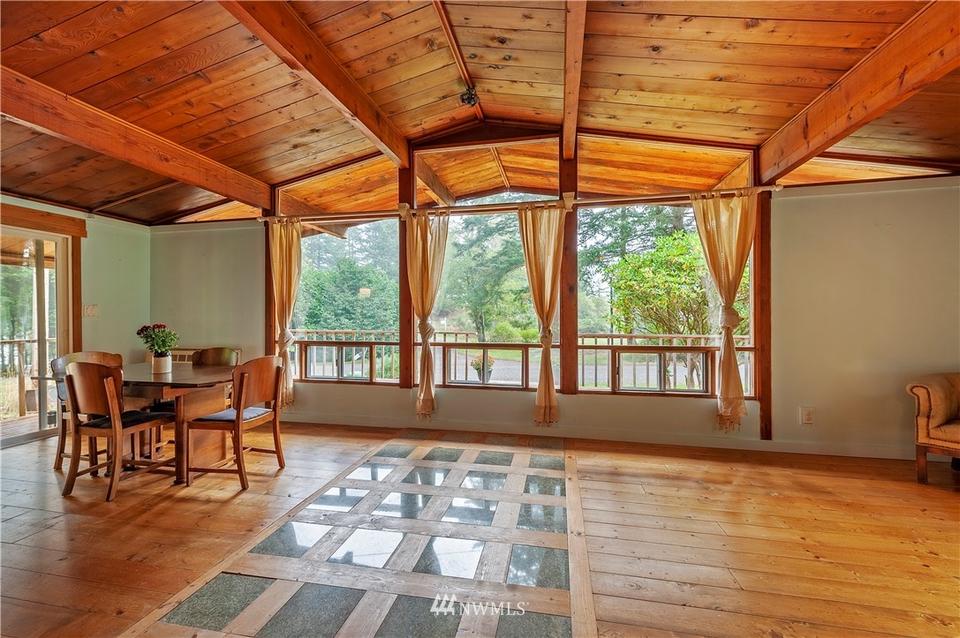  1213 Jamison St, Lummi Island, WA 98262 photo 5