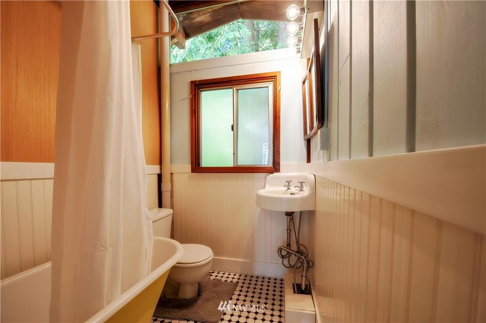  1213 Jamison St, Lummi Island, WA 98262 photo 24