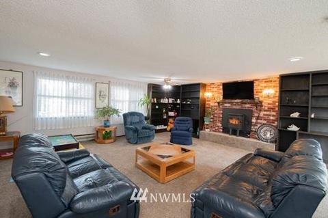 4810 221st St E, Spanaway, WA 98387 photo 4