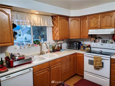 11231 1st Pl W, Everett, WA 98204 photo 8