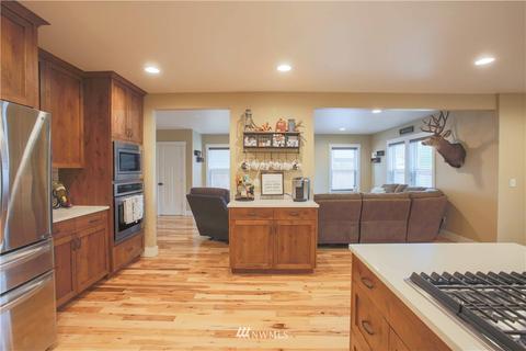 1751 Garfield St, Enumclaw, WA 98022 photo 11