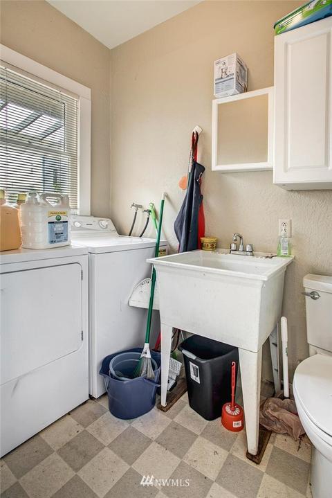 1417 E Spring St, Seattle, WA 98122 photo 22