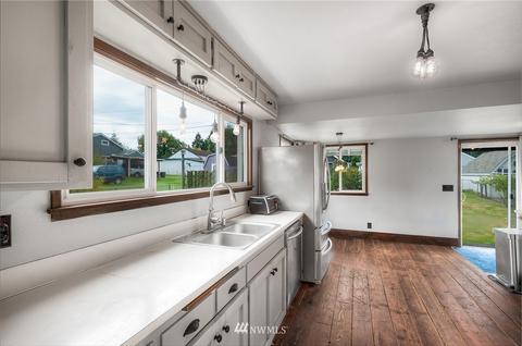 1724 Walnut St, Everett, WA 98201 photo 8