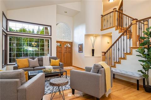 12819 NE 203rd Pl, Bothell, WA 98011 photo 3