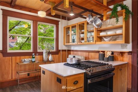 1018 E Thomas St, Seattle, WA 98102 photo 12