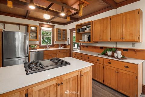 1018 E Thomas St, Seattle, WA 98102 photo 9