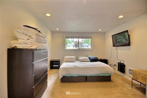 810 216th St SW, Bothell, WA 98021 photo 13