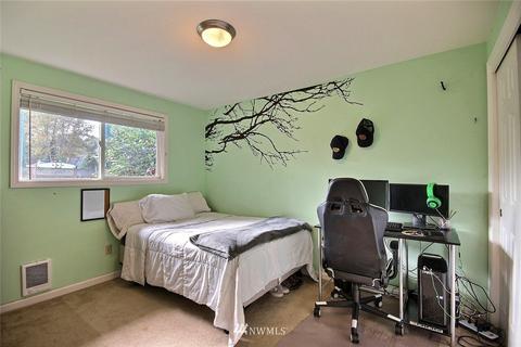 810 216th St SW, Bothell, WA 98021 photo 6
