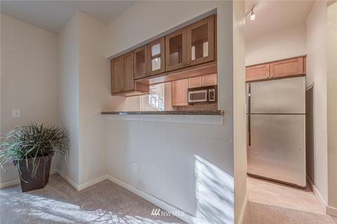 18930 Bothell Everett Hwy #H101, Bothell, WA 98012 photo 8