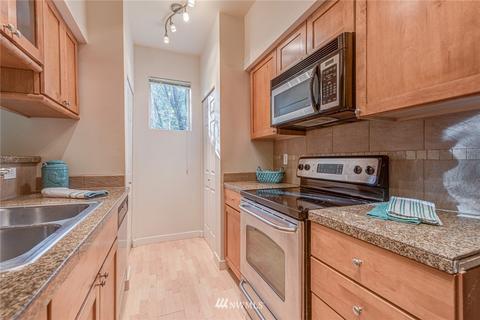 18930 Bothell Everett Hwy #H101, Bothell, WA 98012 photo 9