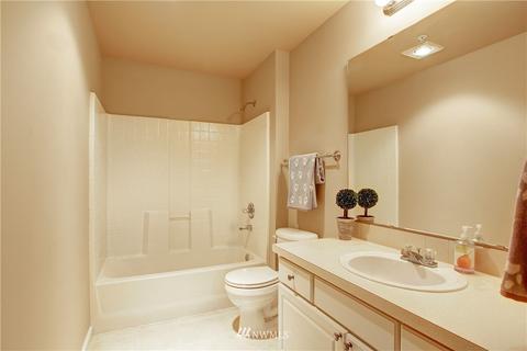 2009 196th St SE #E104, Bothell, WA 98012 photo 11