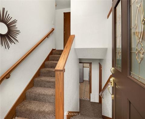11024 29th Dr SE, Everett, WA 98208 photo 2