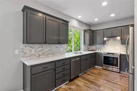 4915 Switchback Loop SE, Lacey, WA 98513 photo 9