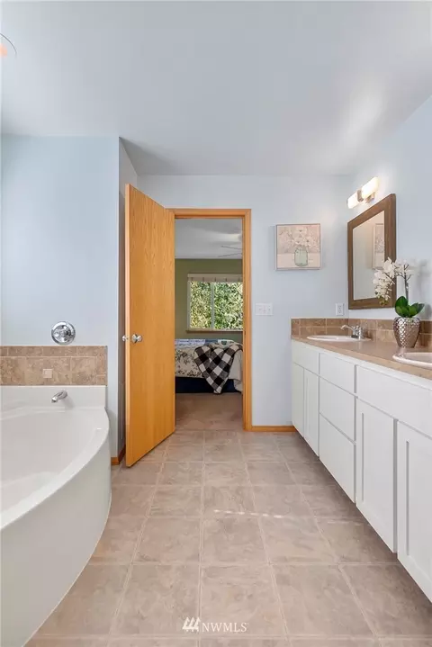 4915 Switchback Loop SE, Lacey, WA 98513 photo 19