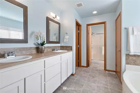 4915 Switchback Loop SE, Lacey, WA 98513 photo 22