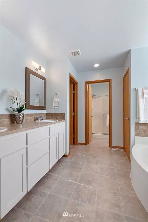 4915 Switchback Loop SE, Lacey, WA 98513 photo 21