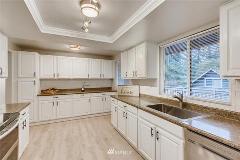 1004 Harvest Rd, Bothell, WA 98012 photo 8