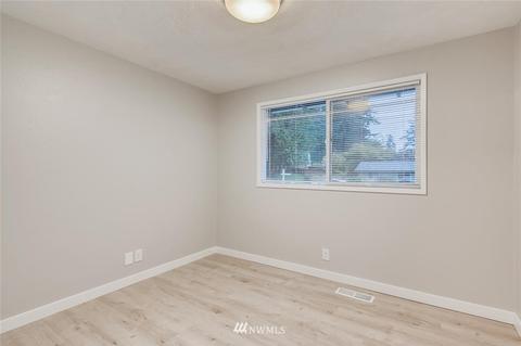 1004 Harvest Rd, Bothell, WA 98012 photo 13