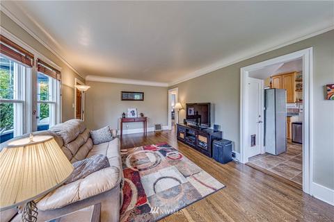 8317 3rd Ave NW, Seattle, WA 98117 photo 5