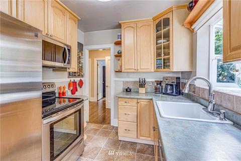 8317 3rd Ave NW, Seattle, WA 98117 photo 7