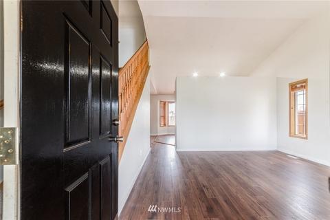 20208 81st Avenue Ct E, Spanaway, WA 98387 photo 4