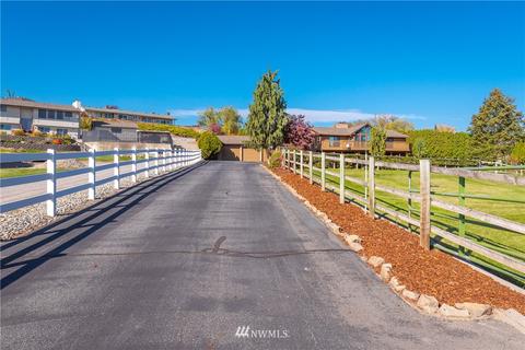 1604 Walnut Pl, Wenatchee, WA 98801 photo 2