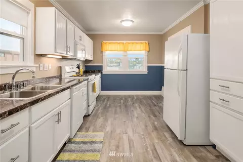 4224 Rucker Ave, Everett, WA 98203 photo 5