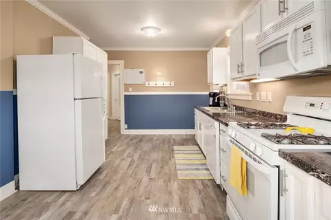 4224 Rucker Ave, Everett, WA 98203 photo 6