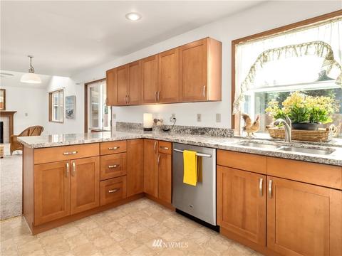 2425 S 220th St, Des Moines, WA 98198 photo 5