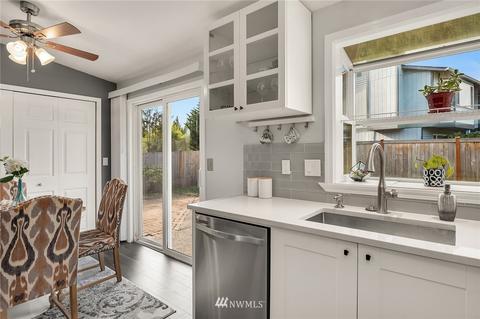 18504 22nd Dr SE, Bothell, WA 98012 photo 11