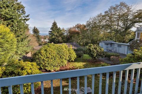 4205 Olive Dr, Everett, WA 98203 photo 2