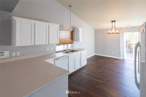 8317 49th Loop SE, Olympia, WA 98513 photo 3
