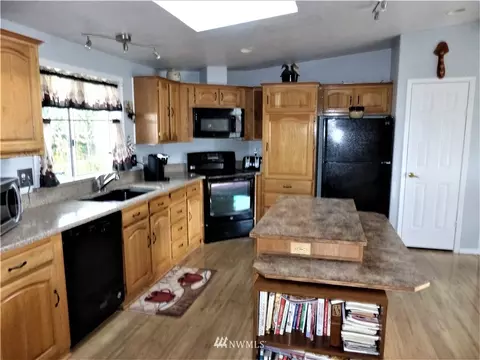 172 Thornton Dr, Sequim, WA 98382 photo 7