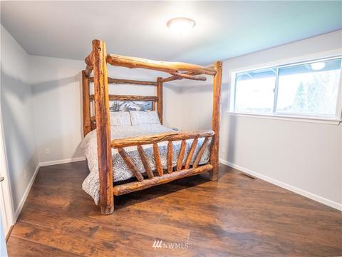 1775 Clovercrest St, Enumclaw, WA 98022 photo 9