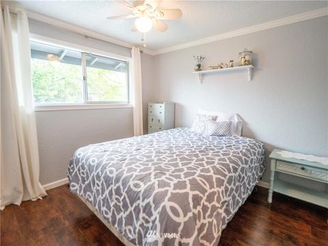 1775 Clovercrest St, Enumclaw, WA 98022 photo 14