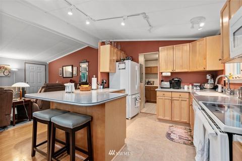 631 184th St SW, Bothell, WA 98012 photo 11