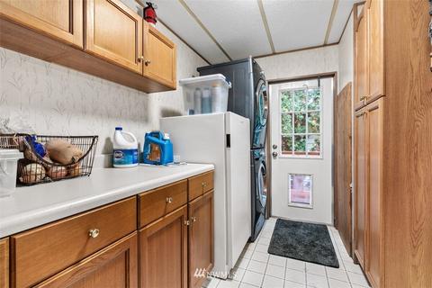 631 184th St SW, Bothell, WA 98012 photo 14