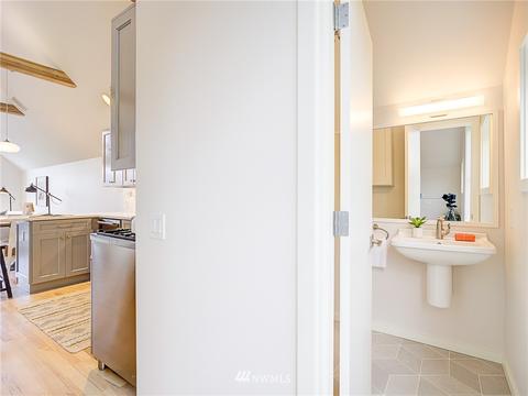2030 Fairview Ave E, Seattle, WA 98102 photo 19