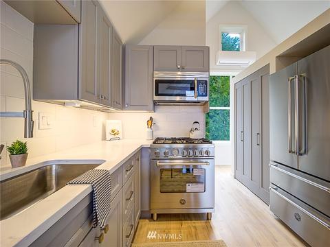 2030 Fairview Ave E, Seattle, WA 98102 photo 18