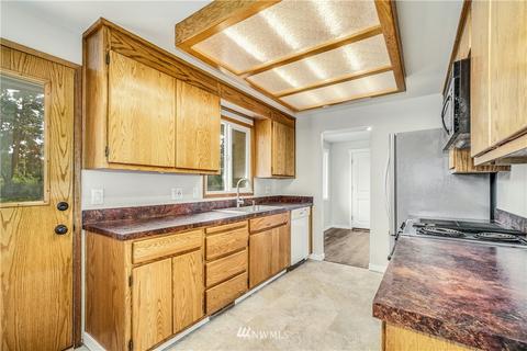 607 Legion Dr, Everett, WA 98201 photo 9