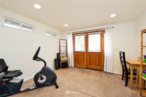 8817 NE 190th St, Bothell, WA 98011 photo 12