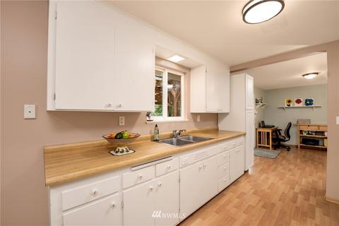 8817 NE 190th St, Bothell, WA 98011 photo 7