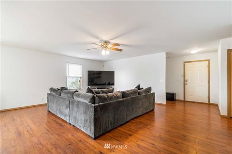 1204 Boatman Ave NW, Orting, WA 98360 photo 9