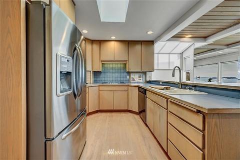 516 View Ridge Dr, Everett, WA 98203 photo 8