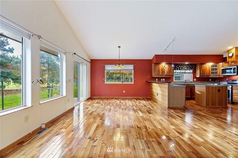352 Falcon Rd, Sequim, WA 98382 photo 9