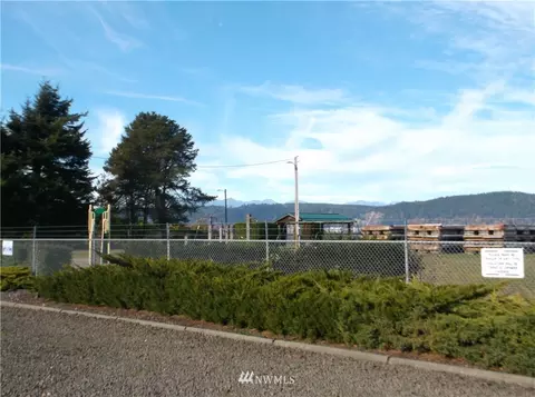 70 E Hillside Dr, Belfair, WA 98528 photo 24